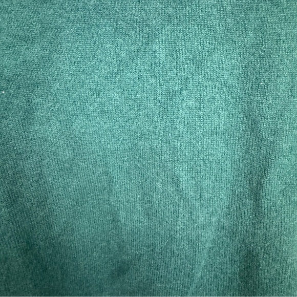 Nine West Cashmere Evergreen Crewneck Sweater Size Medium - Picture 4 of 5